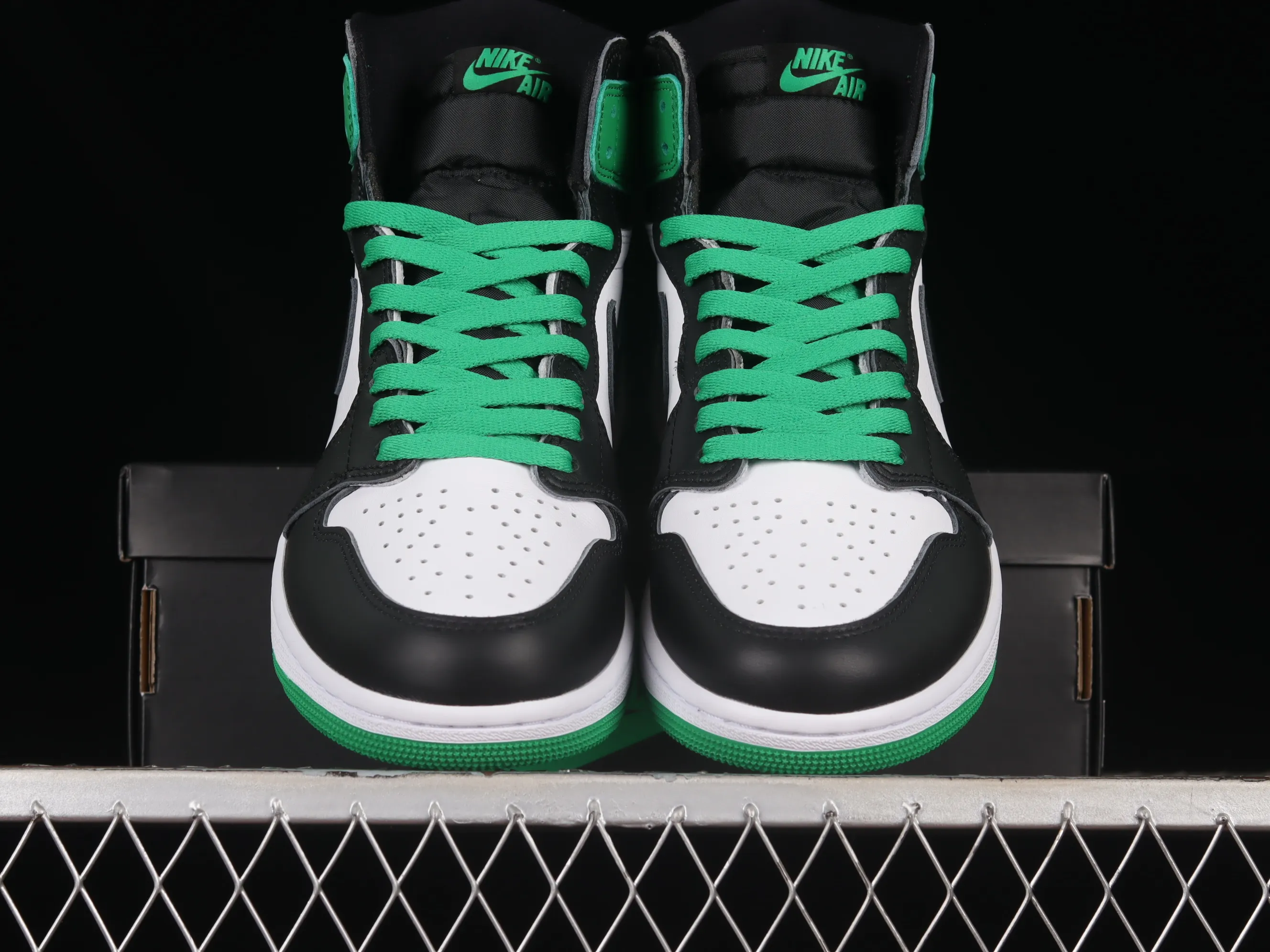 All categories Air Jordan Jordan series basketball shoes Air Jordan 1 High LJR version Air Jordan 1 High OG "Lucky Green" AJ1 Joe 1 Celtics Black Green Toe DZ5485-031